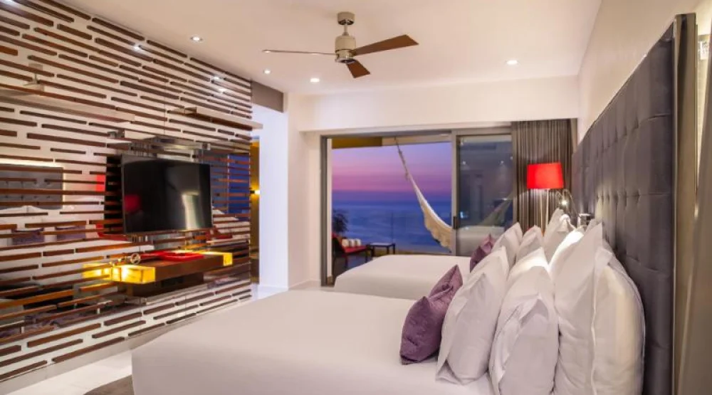 Junior Suite with Two Double Beds at Hotel Mousai