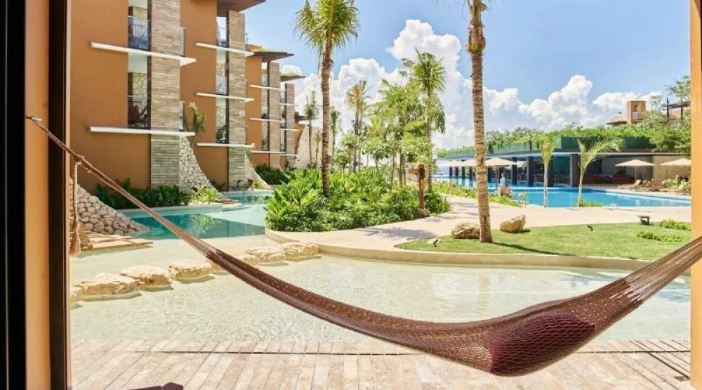 Swim Up Ocean Front at Hotel XCaret Arte