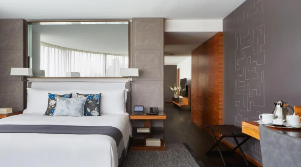 Executive Las Alcobas, Suite, One King, Corner Room at Las Alcobas