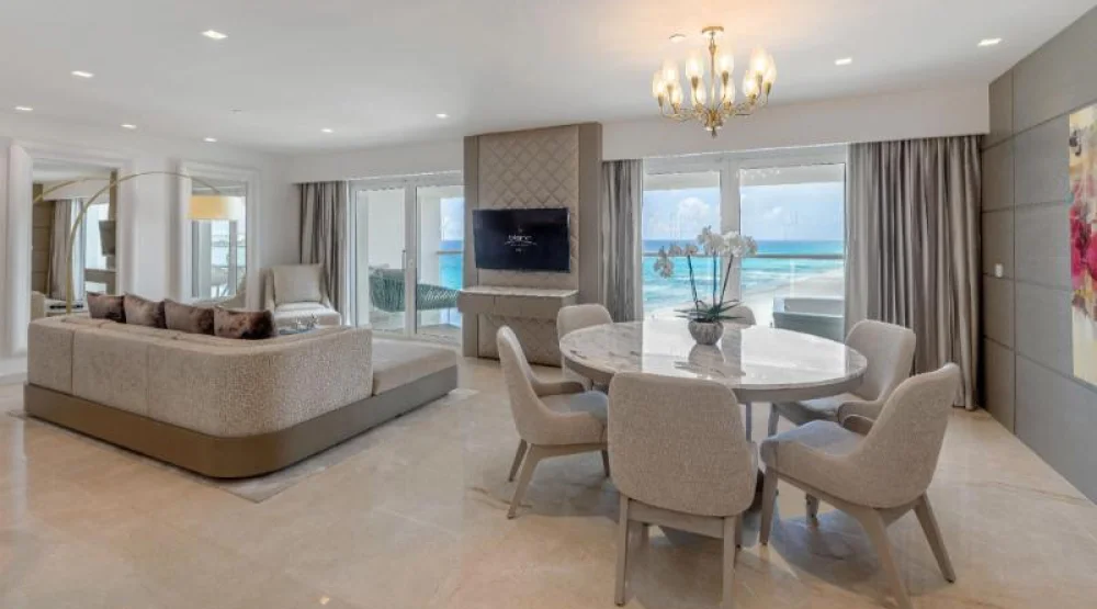 Royal Presidential Suite Ocean Front at Le Blanc Spa Resort