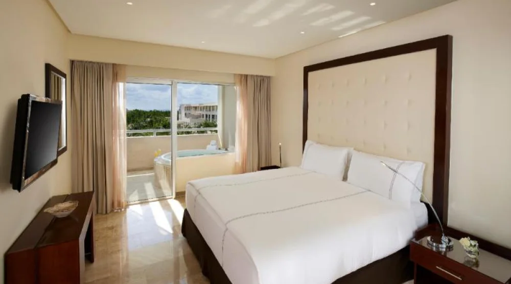Master Suite - Nature View at Paradisus La Perla Adults Only