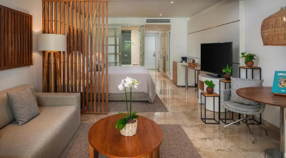 The Reserve Junior Suite - Nature View at Paradisus La Perla Adults Only