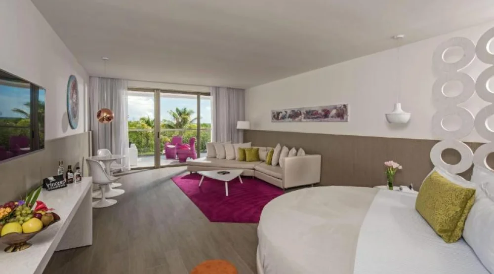 Honeymoon Suite (adults Over 18 Years Old Only) at Platinum Yucatan Princess