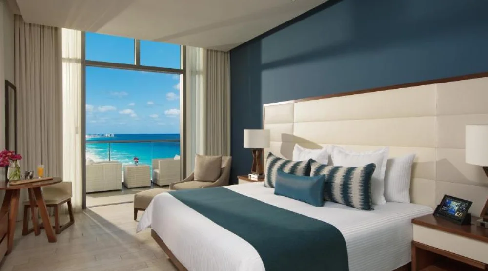 Deluxe Partial Ocean View King - All Inclusive at Secrets The Vine Cancun