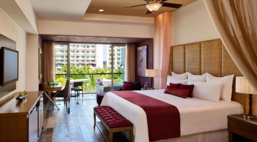 Preferred Club Junior Suite Garden View King - All Inclusive at Secrets Vallarta Bay