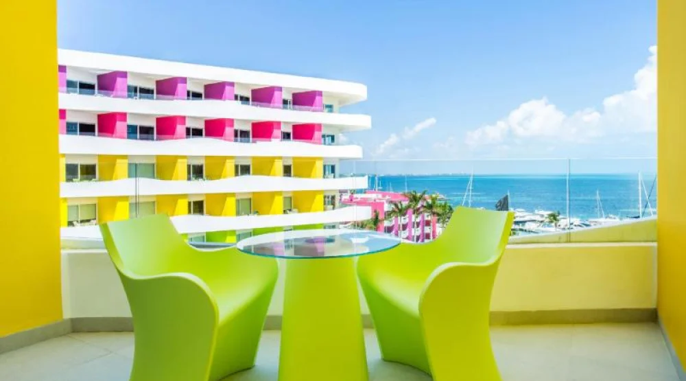 Bash Tower Ocean View Room at Temptation Cancun Resort