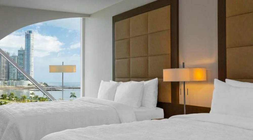 Deluxe Guest Room, Two Queen at Le Meridien Panama