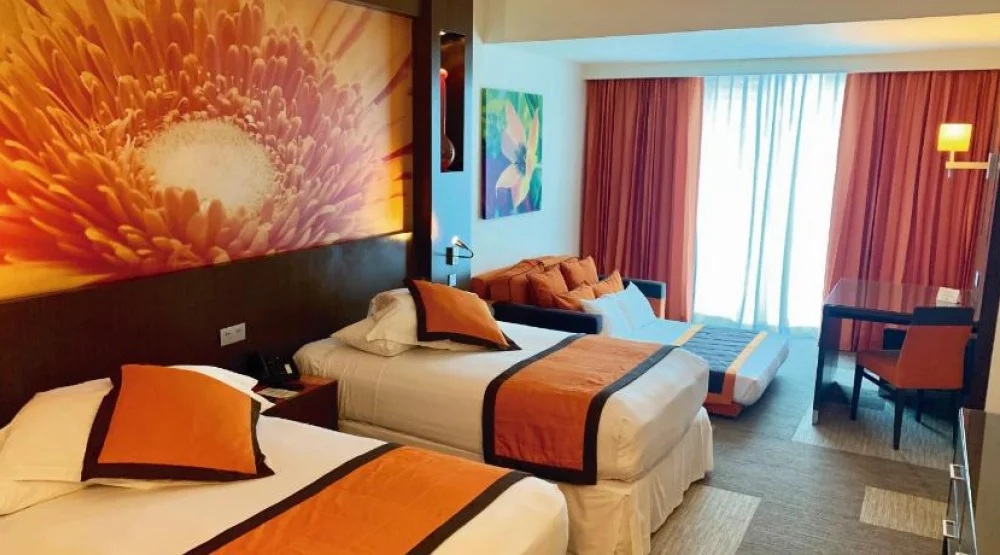 Deluxe Family Twin at Riu Plaza Panama