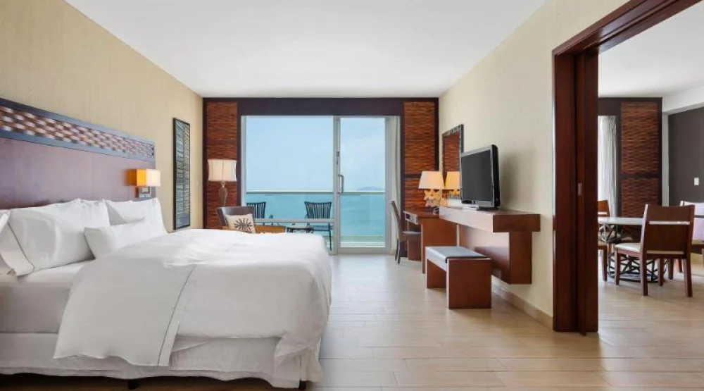 Renewal Suite, Club Lounge Access, Suite, One King, Ocean View, Balcony at The Westin Playa Bonita Panama