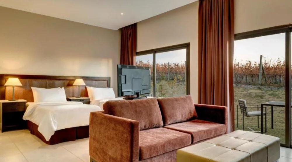 Grand Twin Balcony, Guest Room, Two Twin, Mountain View at Auberge Du Vin a Tribute Portfolio Hotel