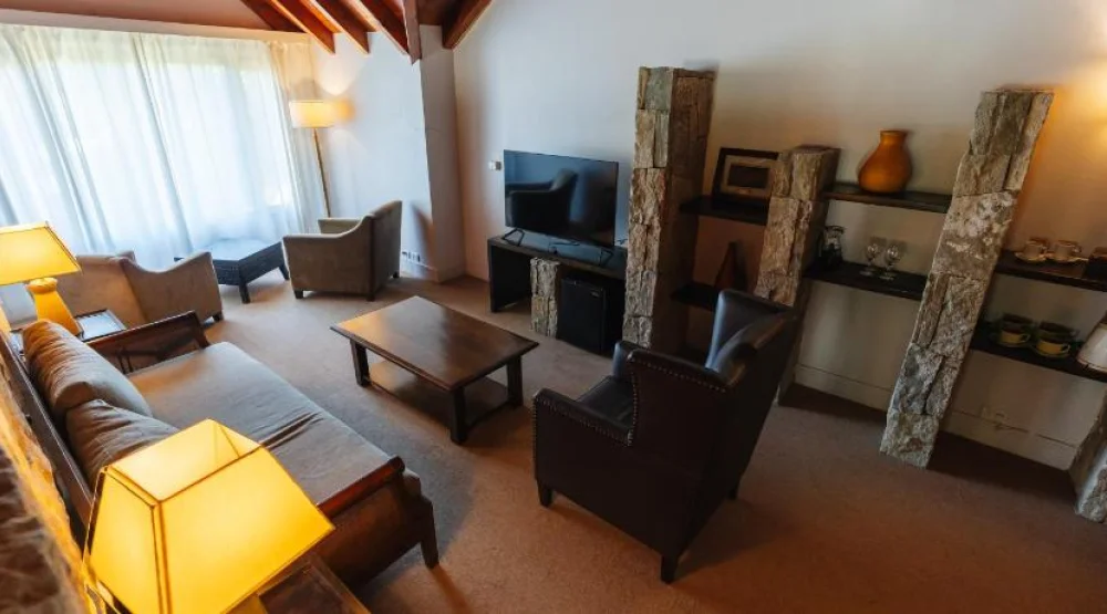 Premium Quadruple Room at Loi Suites Chapelco Hotel