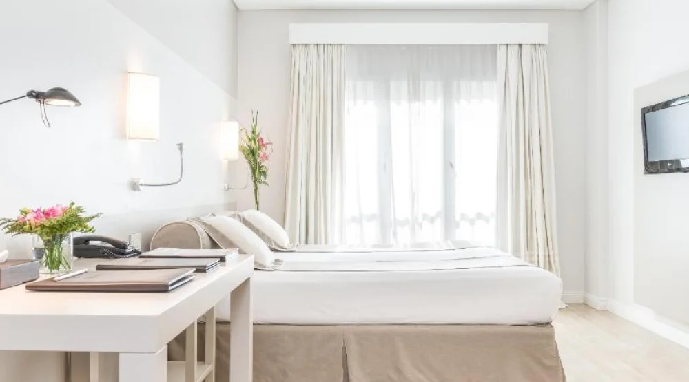 Studio at Loi Suites Recoleta Hotel