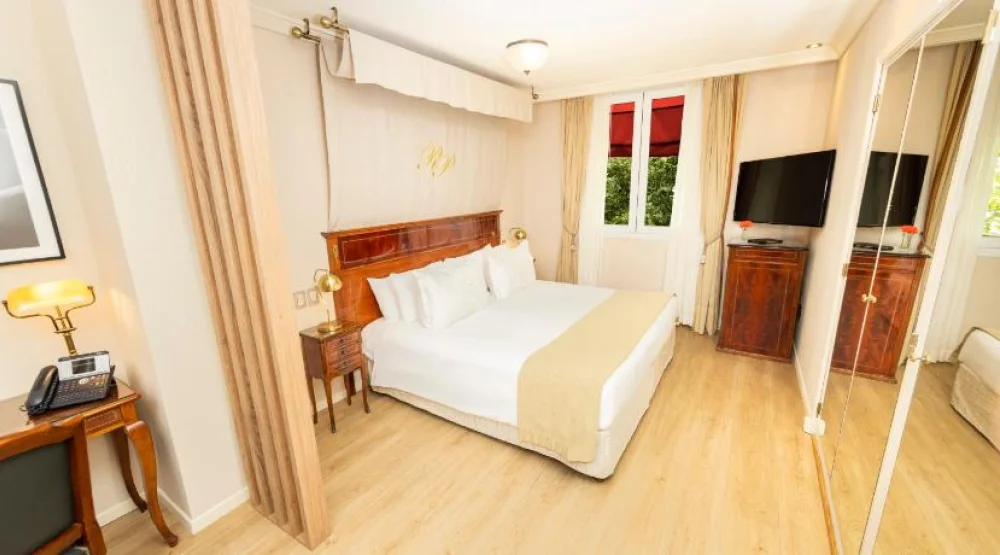 Premium King at Melia Recoleta Plaza