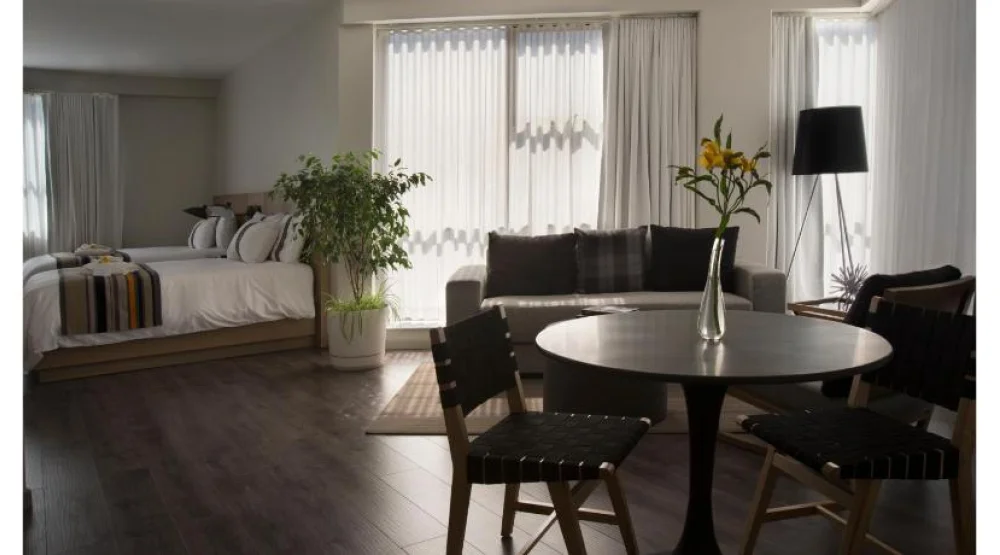 Luxury Twin Room at Casa Grande Suites