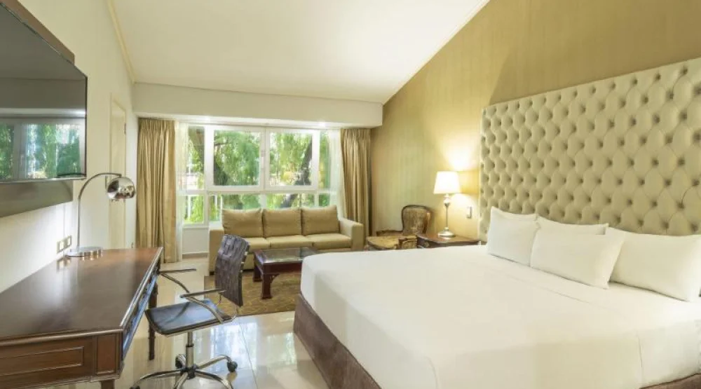 Junior Suite, Club Lounge Access, Junior Suite, One King, Garden View at Los Tajibos a Tribute Portfolio Hotel