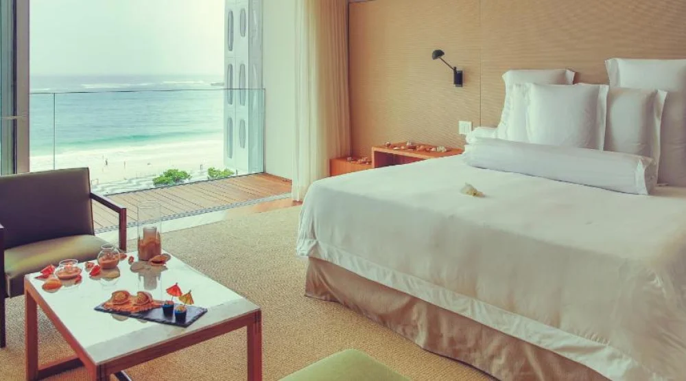 Ocean Junior Suite King Size Bed at Emiliano Rio