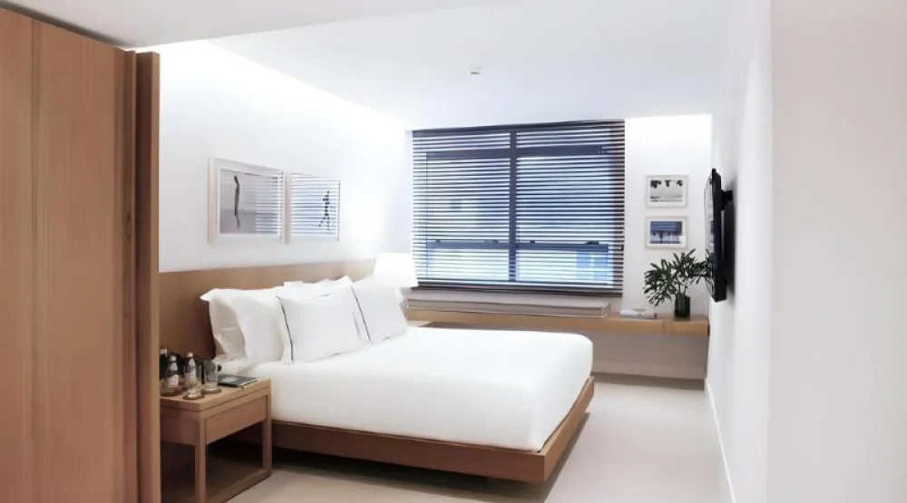 Deluxe Double Room at Janeiro Hotel