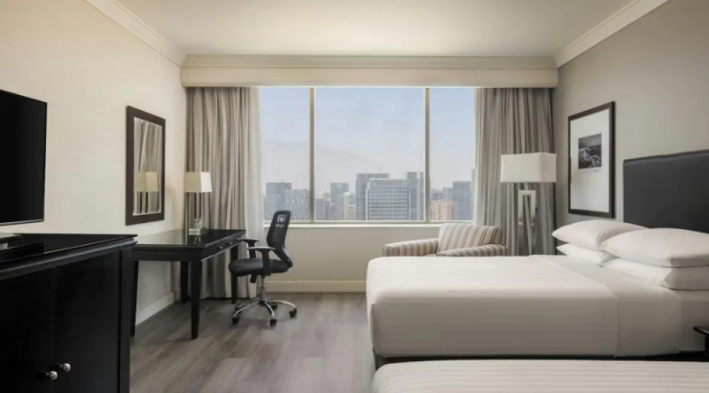 Business Suite, Executive Level, One Bedroom Larger Suite, Two Double, City View, High Floor at Santiago Marriott Hotel