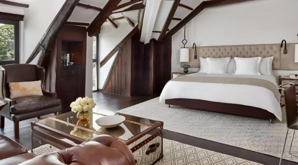 Premier Room King at Four Seasons Hotel Casa Medina