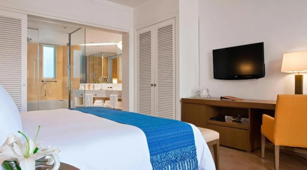 Deluxe Guest Room, One King, Garden View at Hotel Paracas a Luxury Collection Resort