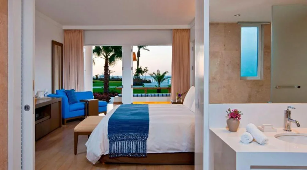 Deluxe Guest Room, One King, Oceanfront at Hotel Paracas a Luxury Collection Resort