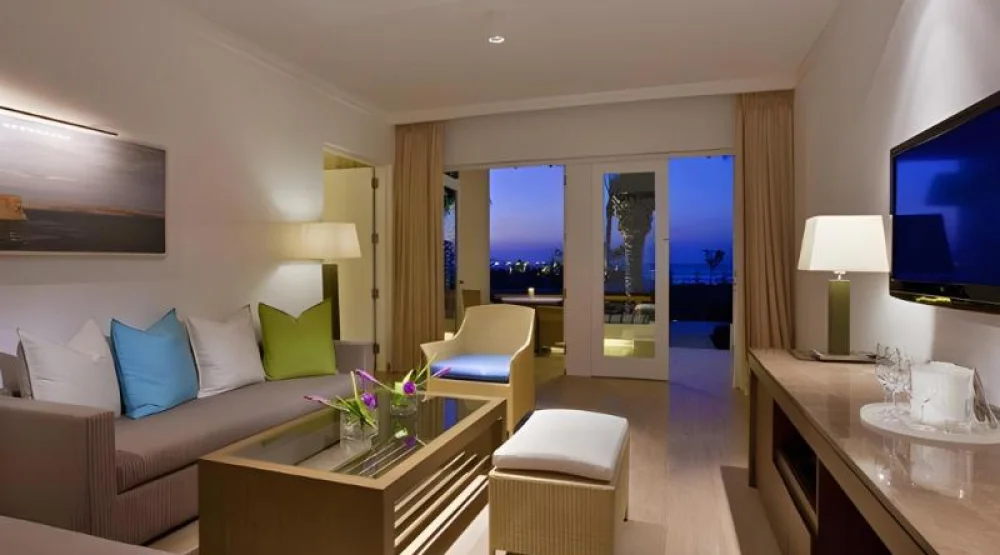 Terrace, Suite, One King, Oceanfront at Hotel Paracas a Luxury Collection Resort