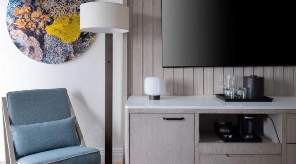 Oceanfront Two Queens, Guest Room, Two Queen, Oceanfront, Balcony at Grand Cayman Marriott Resort