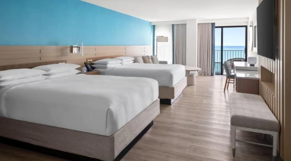 Grand Oceanfront Two Queens, Larger Guest Room, Two Queen, Oceanfront at Grand Cayman Marriott Resort
