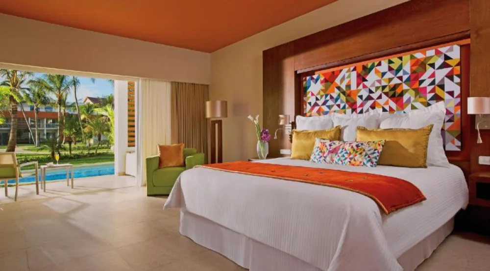 Allure Junior Suite Swim Up King - All Inclusive at Breathless Punta Cana Resort & Spa