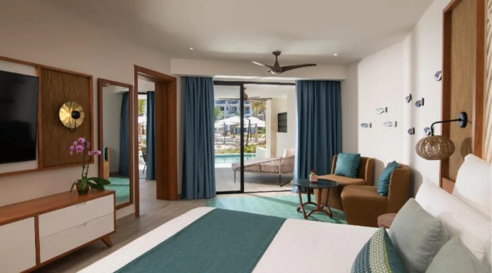 Preferred Club Master Suite Swim Out at Dreams Macao Beach Punta Cana