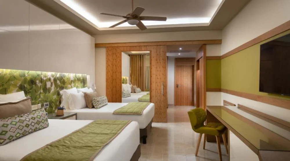 Preferred Club Junior Suite Partial Ocean View at Dreams Onyx Resort & Spa