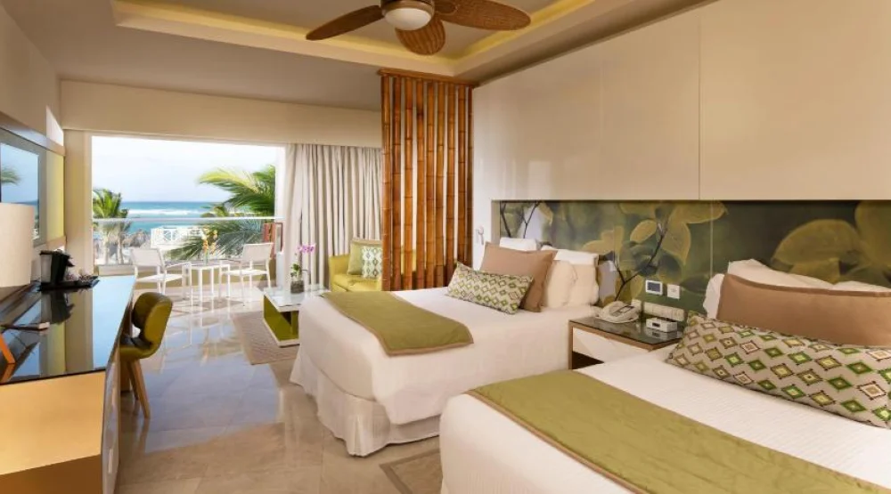 Preferred Club Junior Suite Ocean View Double at Dreams Onyx Resort & Spa