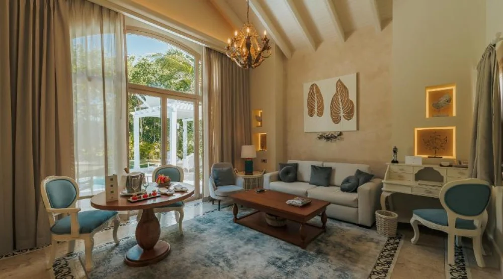 Luxury Pool One Bedroom Suite at Eden Roc Cap Cana