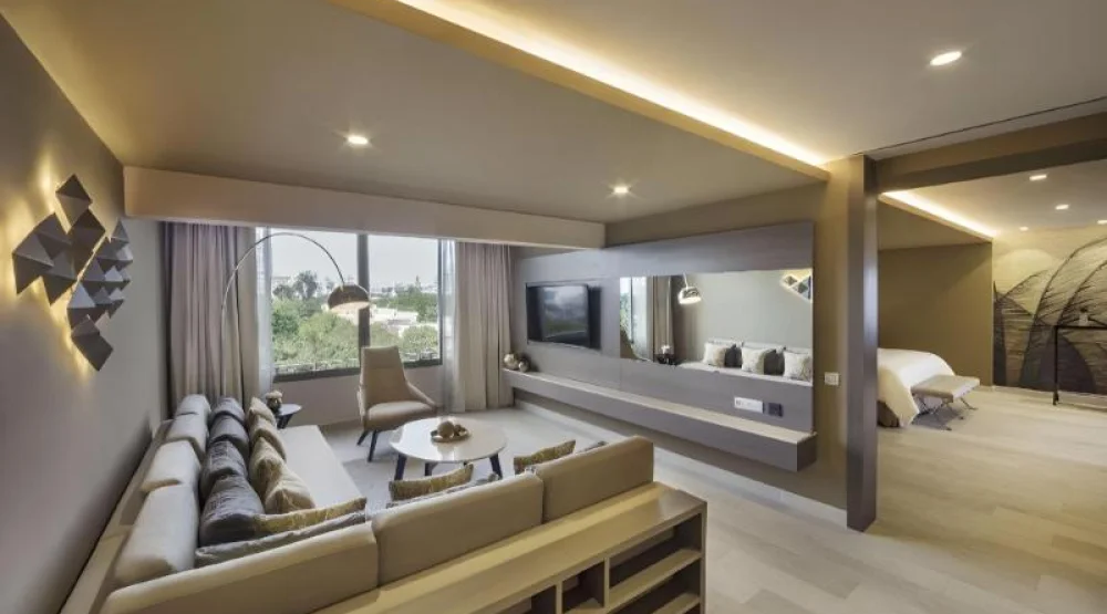 Ambassador Royal Suite at El Embajador a Royal Hideaway Hotel