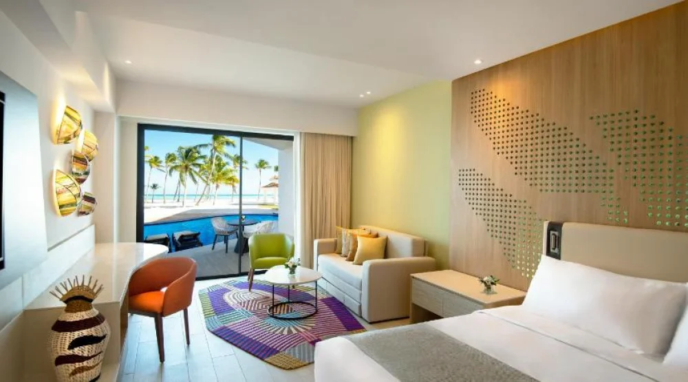 Oceanfront Swim-up Club Junior Suite at Hyatt Ziva Cap Cana