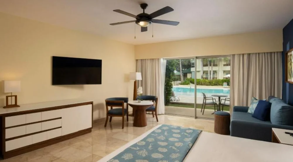 Jr. Suite Premium Pool View at Impressive Punta Cana