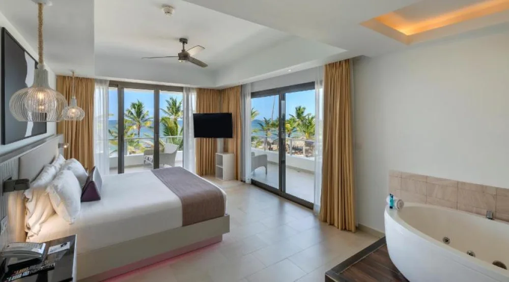 Luxury Presidential Ocean Front Swim Out One Bedroom Suite Diamond Club at Royalton Chic Punta Cana