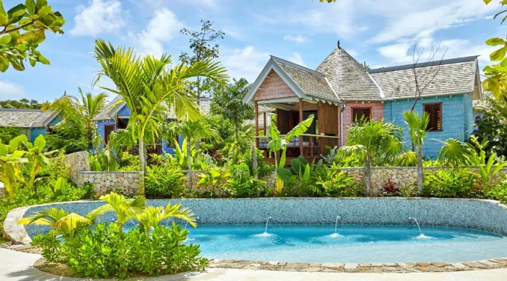 One Bedroom Beach Hut at GoldenEye