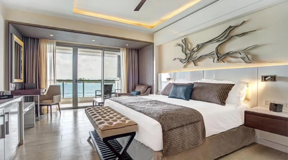 Luxury Junior Suite Ocean View Diamond Club at Hideaway At Royalton Negril
