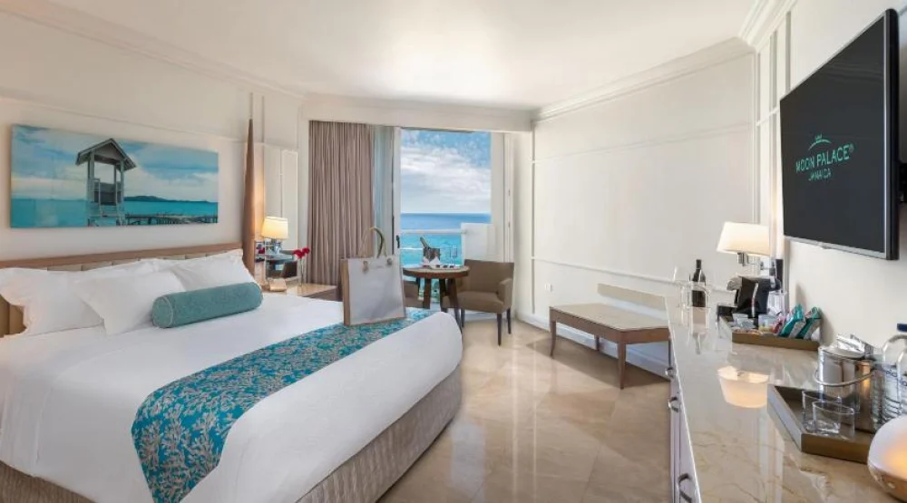 Superior Honeymoon Suite Ocean View - King Size Bed at Moon Palace Jamaica