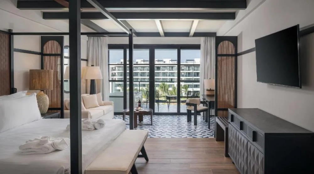 Privilege Junior Suite Ocean View at Ocean Eden Bay