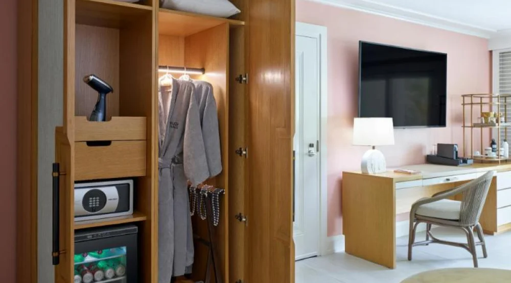 Garden View King, Guest Room, One King, Sofa Bed, Garden View, Balcony at Buoy Haus Beach Resort St. Thomas