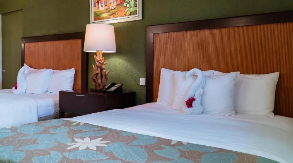 Deluxe One Bedroom Partial Ocean View at Blue Horizons Garden Resort