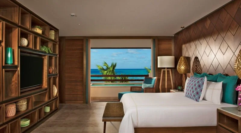 Preferred Club Honeymoon Suite at Secrets Maroma Beach