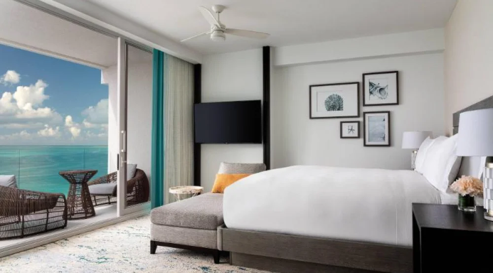 Deluxe Oceanfront King, Deluxe Guest Room, One King, Oceanfront, Balcony at The Ritz-Carlton Turks & Caicos