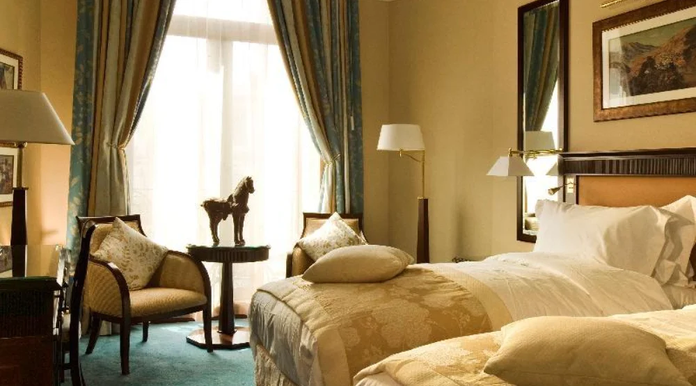 Classic Twin Room at Royal Hotel Oran