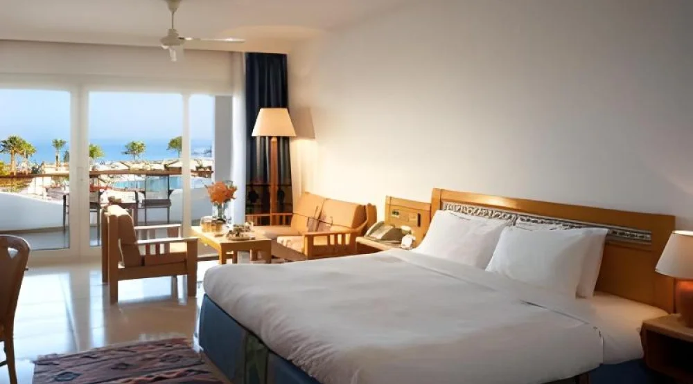 Executive Suite One Bedroom at Baron Resort