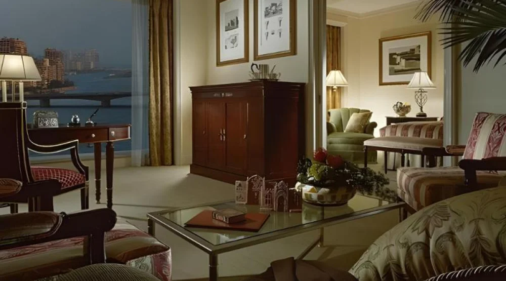 Premier Room Two Twin Beds at Four Seasons Cairo At The First Residence Hotel