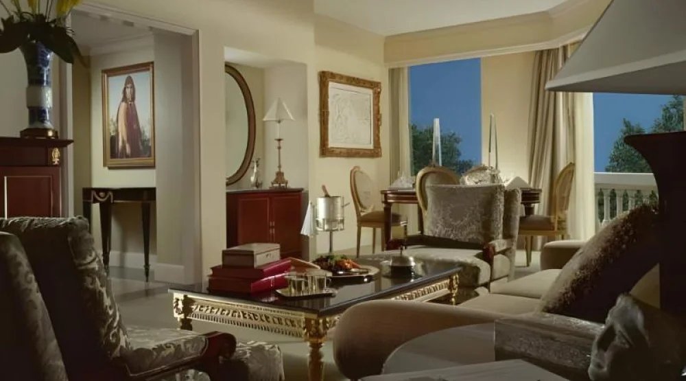 Royal Suite Two King Beds & Two Twin Beds at Four Seasons Cairo At The First Residence Hotel