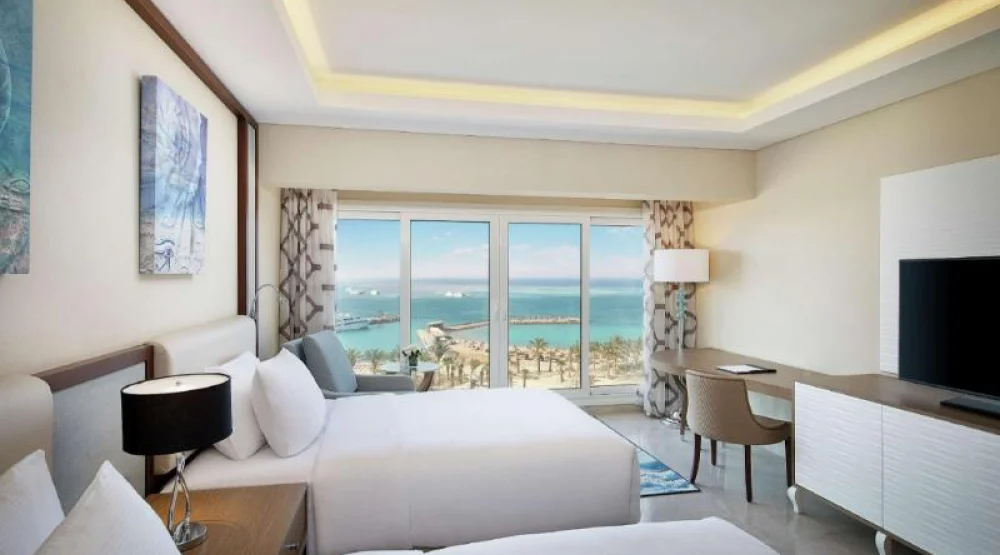 Twin Deluxe Room Sea View at Hilton Hurghada Plaza